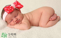 寶寶枕頭高了會(huì)怎么樣？寶寶枕頭高的危害