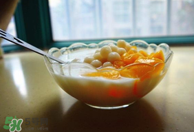 黃桃和酸奶能一起吃嗎？黃桃酸奶怎么做？