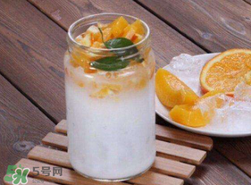 黃桃和酸奶能一起吃嗎？黃桃酸奶怎么做？