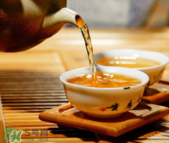 喝茶能吃杏嗎？喝茶可以吃杏嗎？