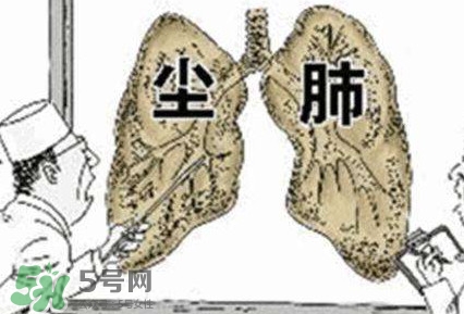 一般幾年時(shí)間會(huì)有塵肺??？塵肺病的早期癥狀