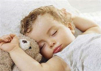 寶寶枕頭高了會(huì)怎么樣？寶寶枕頭高的危害