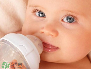 外國奶粉一定適合中國寶寶嗎 外國奶粉比國產(chǎn)奶粉更好嗎？