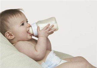 嬰幼兒奶粉為什么會有腥味 奶粉有腥味是正常的嗎？