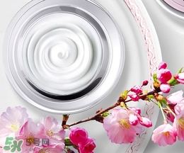 素顏霜需要補(bǔ)妝嗎？素顏霜怎么補(bǔ)妝？