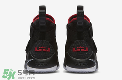 nike lebron soldier 11 bred耐克士兵11黑紅配色什么時候發(fā)售？