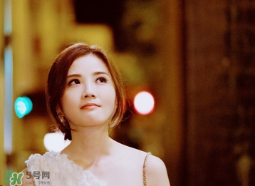 原諒他77次蔡卓妍用的什么口紅？原諒他77次阿Sa同款口紅