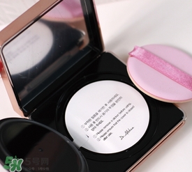 艾醫(yī)生櫻花氣墊色號試色 艾醫(yī)生櫻花氣墊使用方法 艾醫(yī)生櫻花氣墊色號試色 艾醫(yī)生櫻花氣墊使用方法