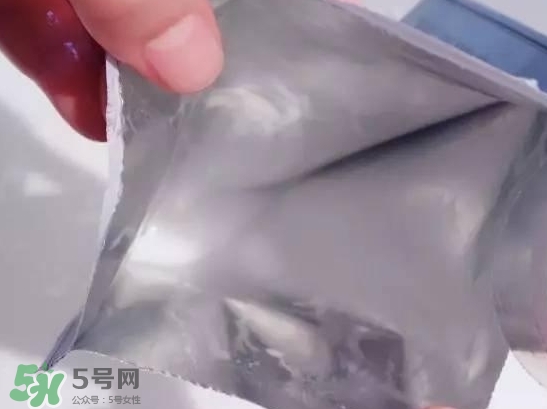 艾醫(yī)生草本絲絨面膜怎么用？艾醫(yī)生草本絲絨面膜要洗嗎