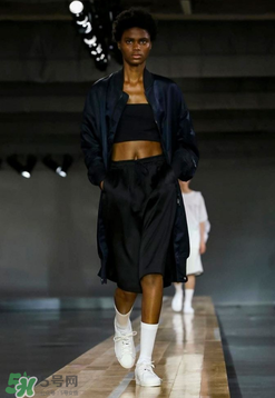 Y-32018春夏系列服裝怎么樣_好看嗎_款式有哪些？