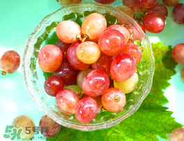 紅提什么時候成熟？紅提什么時候上市？