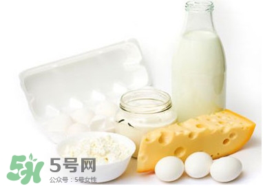 脫脂牛奶熱量高嗎？脫脂牛奶會(huì)發(fā)胖嗎