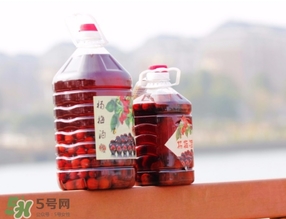 楊梅酒一次喝多少？楊梅酒喝多了會(huì)怎樣？