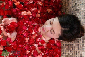 七月份能泡溫泉嗎？七月份泡溫泉熱嗎？