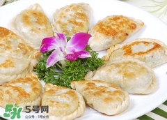 菜盒子的面怎么和？菜盒子是發(fā)面還是死面