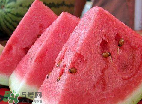 隔夜西瓜能吃嗎？吃隔夜西瓜有什么危害？