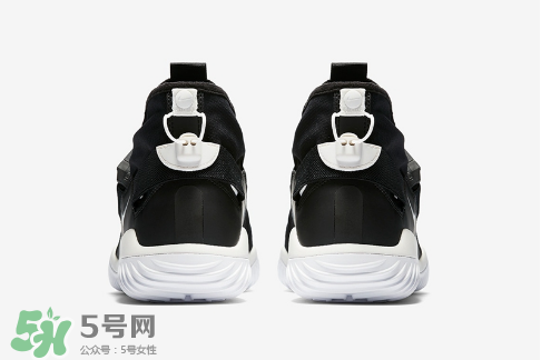 nikelab acg 07 kmtr機(jī)能運(yùn)動(dòng)鞋黑白配色什么時(shí)候發(fā)售？