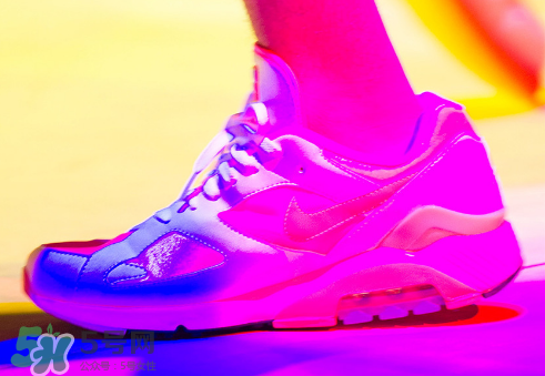 cdg與nike air max 180聯(lián)名氣墊運(yùn)動(dòng)鞋什么時(shí)候發(fā)售？