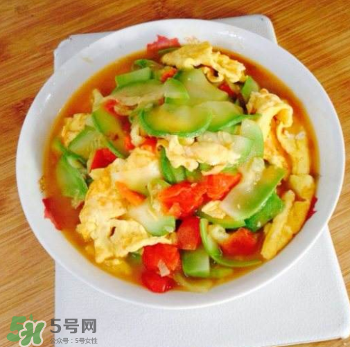 角瓜和西紅柿能一起吃嗎？西紅柿炒角瓜怎么做好吃？