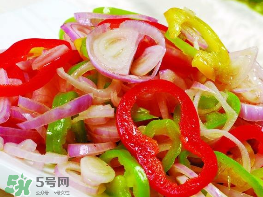 辣椒和洋蔥能一起炒嗎？辣椒能和洋蔥一起炒嗎？