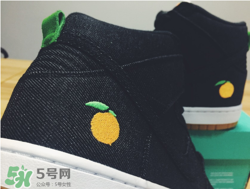 nike sb dunk momofuku限量版滑板鞋多少錢？