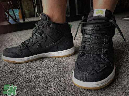 nike sb dunk momofuku限量版滑板鞋多少錢？