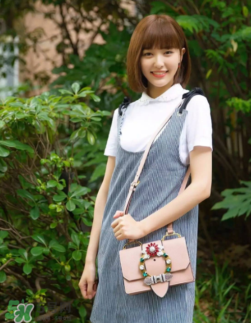 miumiu2017新款包包有哪幾個(gè)系列？miumiu新款包包介紹