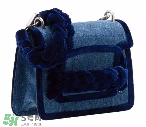 miumiu2017新款包包有哪幾個(gè)系列？miumiu新款包包介紹