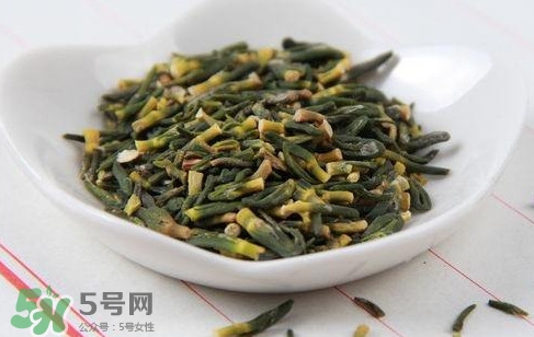 蓮子心怎么吃不會苦？蓮子心怎么泡水喝