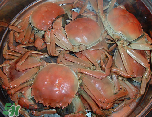 藍(lán)莓和螃蟹能一起吃嗎？吃藍(lán)莓和螃蟹會(huì)中毒嗎？