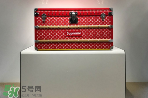 supreme與lv2017秋冬聯(lián)名系列怎么買_在哪買？