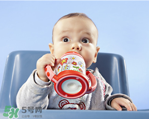 夏天可以斷奶嗎？夏天斷奶為什么不好？