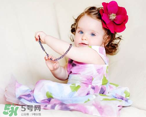 什么時候給寶寶剪指甲？寶寶多大可以剪指甲？