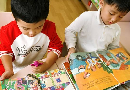 兒童性教育從幾歲開始？兒童性教育的關(guān)鍵時(shí)期是何時(shí)？