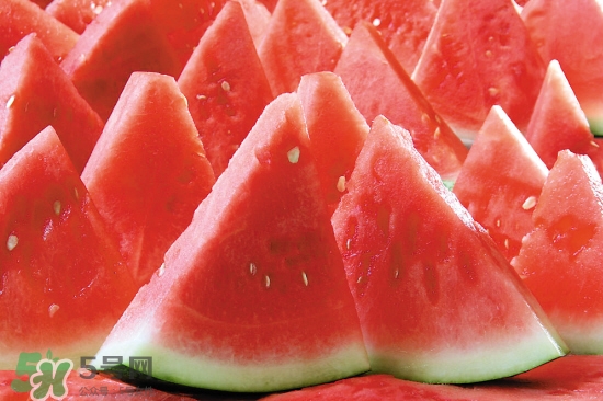 糖尿病人能吃西瓜嗎？糖尿病患者如何放心吃西瓜？