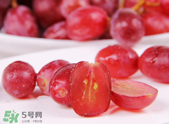 無籽紅提有涂避孕藥嗎？無籽紅提是轉(zhuǎn)基因嗎？