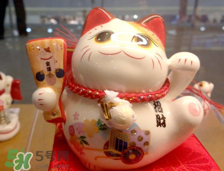 招財(cái)貓起源于哪個(gè)國(guó)家？招財(cái)貓?jiān)趺磾[放