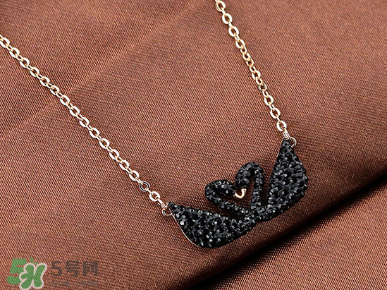 施華洛世奇雙天鵝項鏈寓意是什么？