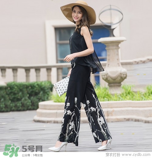 8月份穿什么衣服？八月份穿衣搭配