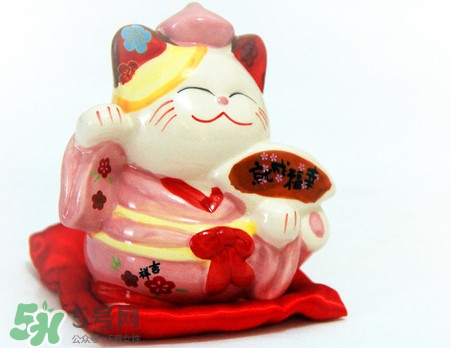 招財(cái)貓起源于哪個(gè)國(guó)家？招財(cái)貓?jiān)趺磾[放