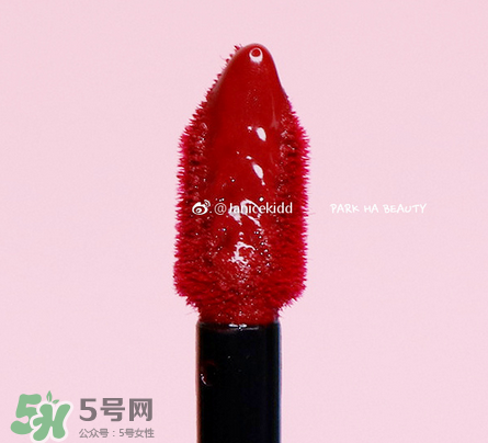 ysl黑管唇釉413是什么顏色？ysl圣羅蘭黑管唇釉413試色