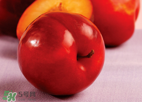 八月份吃什么水果？8月份吃什么水果好？