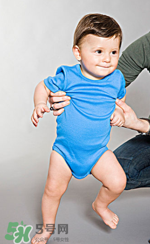 寶寶八字腳的原因 寶寶八字腳是怎么回事？