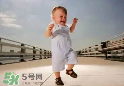 寶寶八字腳怎么矯正 寶寶八字腳可以矯正嗎？