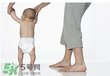 寶寶八字腳怎么矯正 寶寶八字腳可以矯正嗎？