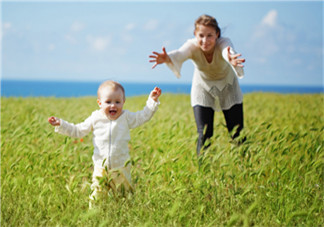 寶寶八字腳怎么矯正 寶寶八字腳可以矯正嗎？