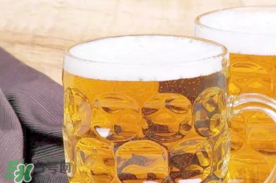 啤酒打開了隔夜還能喝嗎？喝隔夜的啤酒有什么危害？