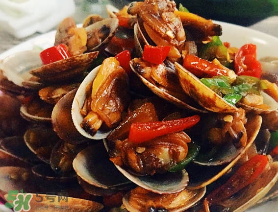 花甲泡了一夜還能吃嗎？花甲泡了一夜吃了會怎樣