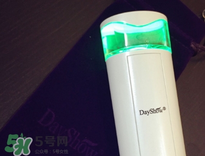 dayshow補(bǔ)水儀怎么充電？dayshow補(bǔ)水儀怎么加水