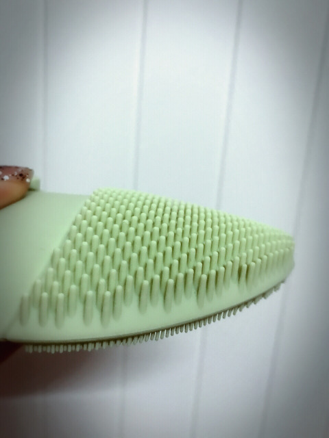 悅詩風(fēng)吟洗臉儀好用嗎？悅詩風(fēng)吟洗臉儀和luna潔面儀對比